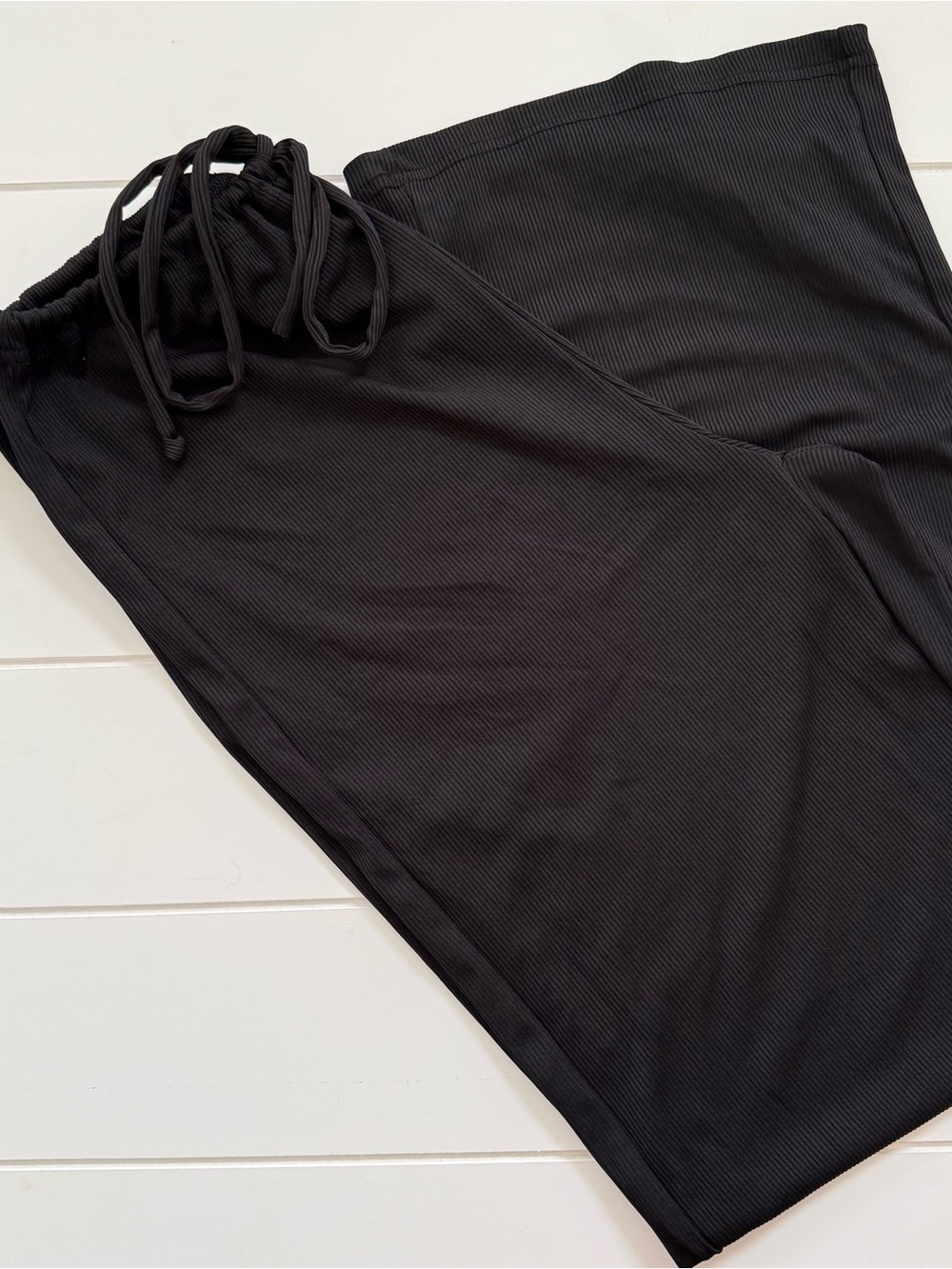 Black wide leg ribbed pants